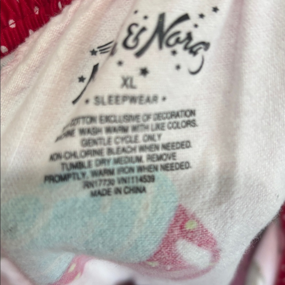 Nick & Nora Rare Pink chipmunk print flannel pajamas x large - Picture 10 of 11